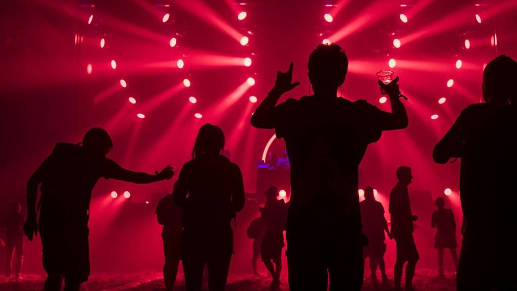 80'000 Besucher tanzen dieses Jahr am Zürich Openair bei Glattbrugg.