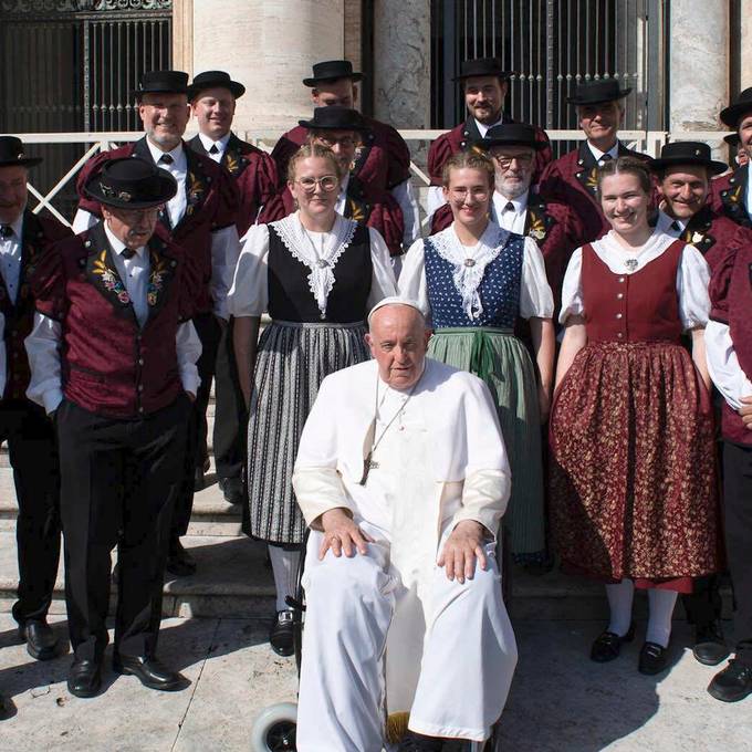 Jodelclub Wülflingen singt für den Papst und 15'000 Zuhörende