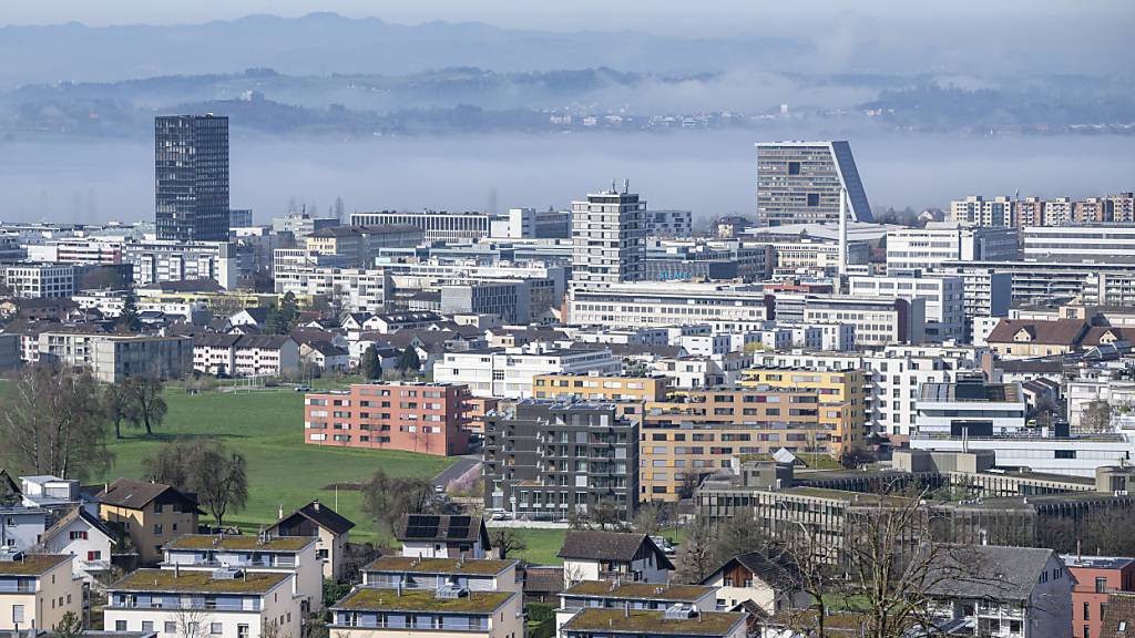 Wohn- und Geschäftshäuser in der Stadt Zug. (Archivaufnahme)