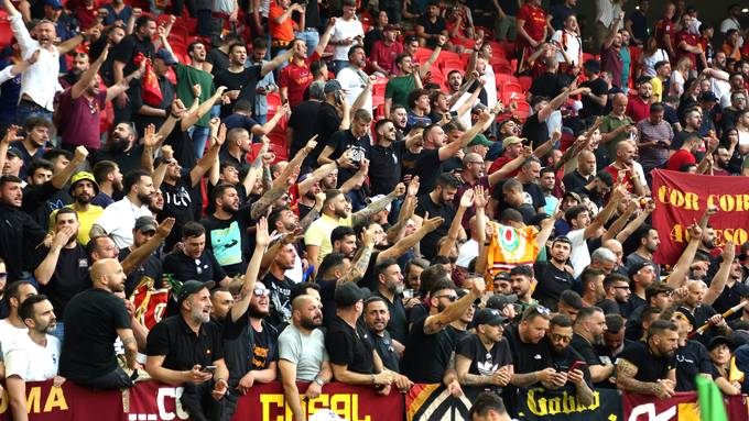 Berner Kantonspolizei nimmt neun Fans der AS Roma fest