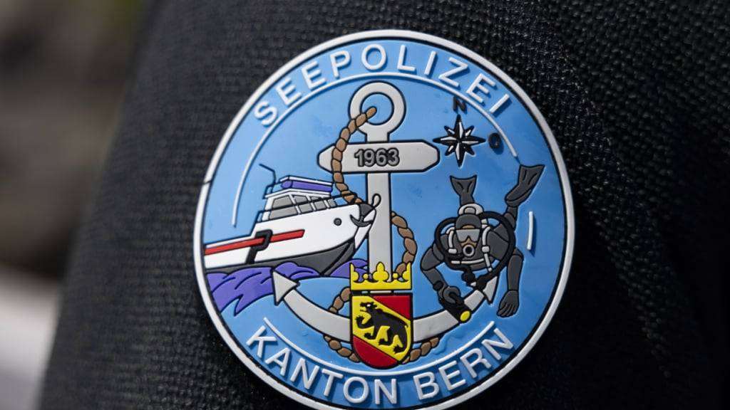 Die Kantonspolizei Bern stand am Sonntag am Bielersee im Einsatz. (Symbolbild)