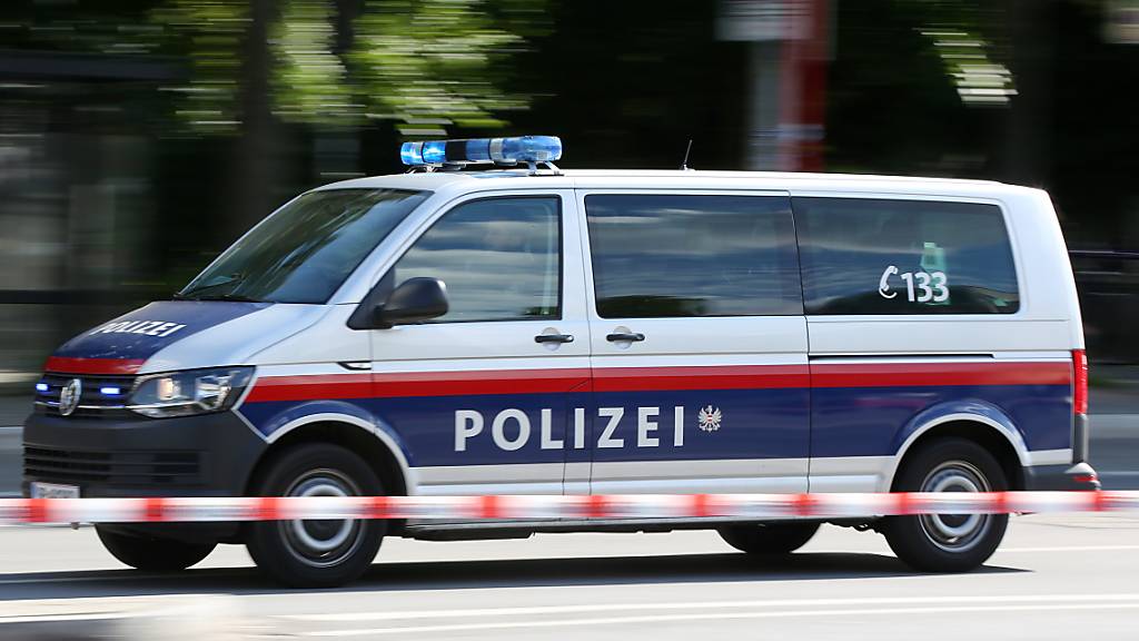 Die österreichische Polizei nahm nach einem Attentat auf deinen Russen nach einer Verfolgungsjagd einen Landsmann fest. (Symbolbild)