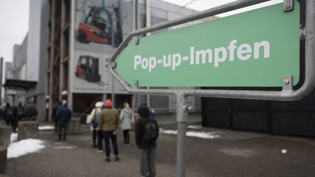 Bisher zwei Zahlungen für Schäden durch die Impfung gegen das Coronavirus hat der Bund bisher gewährt. Es sind allerdings noch Gesuche hängig. (Themenbild)