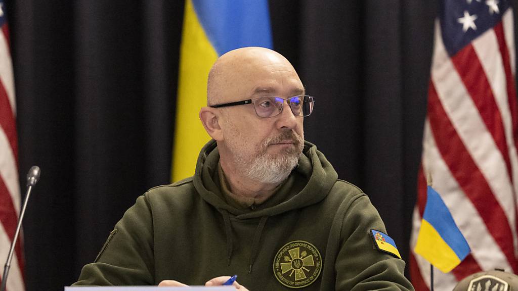 Korruptionsverdacht in ukrainischer Armee: Minister soll zum Rapport