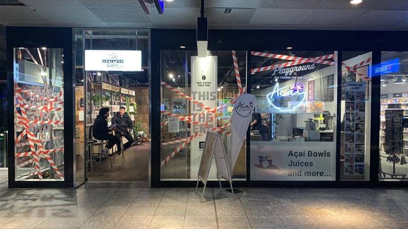 Nach vier Jahren: Adrianos Coffee im Bahnhof Bern zieht um
