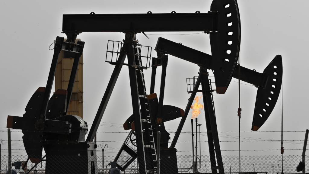 Eine Erdölförderanlage in Syrien. (Archivbild)