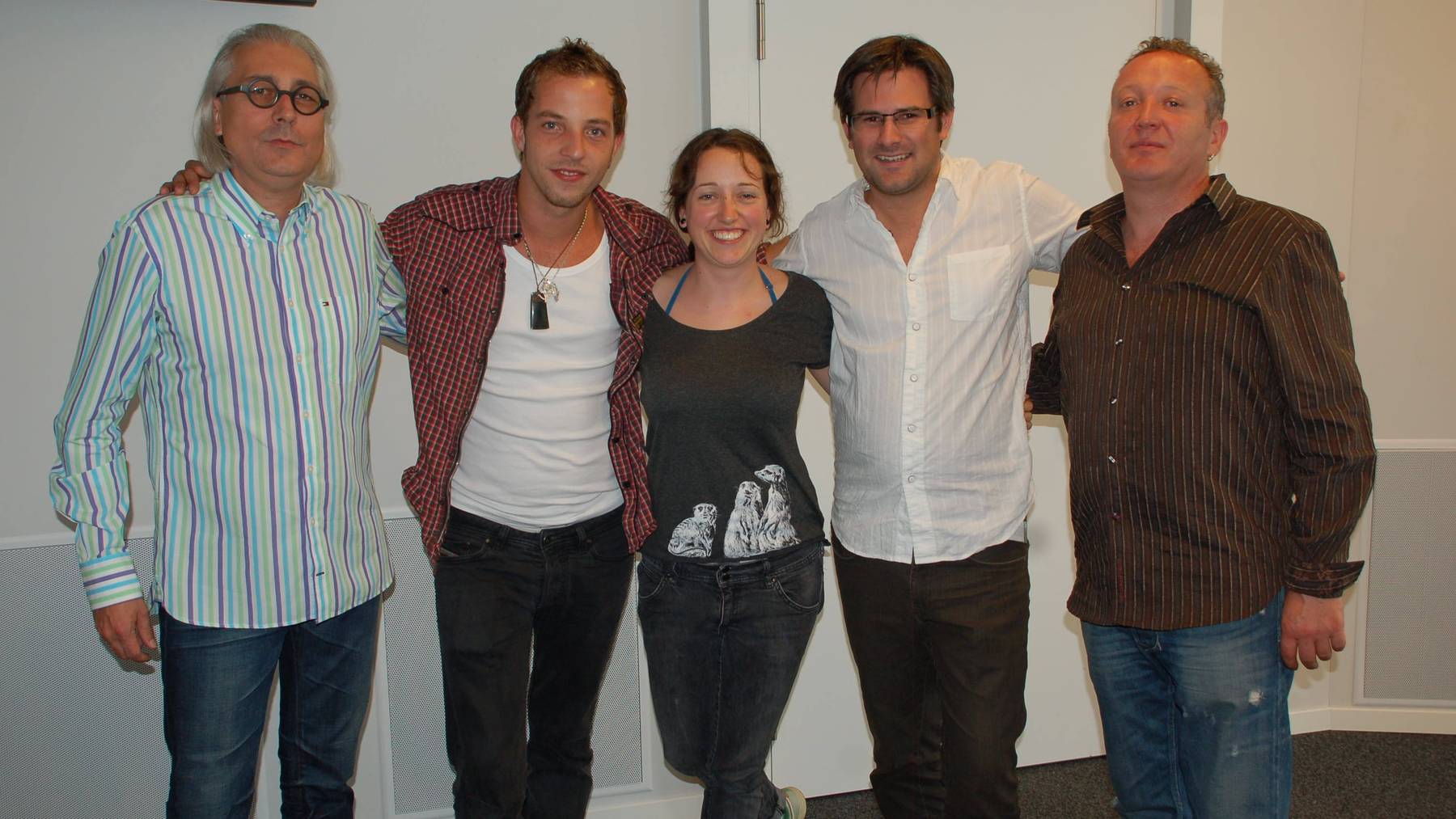 Old No. 1 Hit: James Morrison ft. Nelly Furtado - Broken Strings