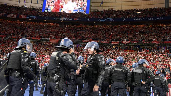 UEFA entschuldigt sich bei Fans für Champions-League-Chaos