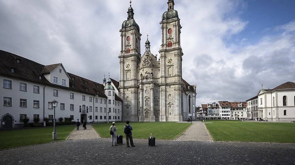 Das Bistum St. Gallen und der katholische Konfessionsteil haben ein Schutzkonzept in die Vernehmlassung gegeben. Im Bild zu sehen ist die Kathedrale von St. Gallen. (Archivbild)