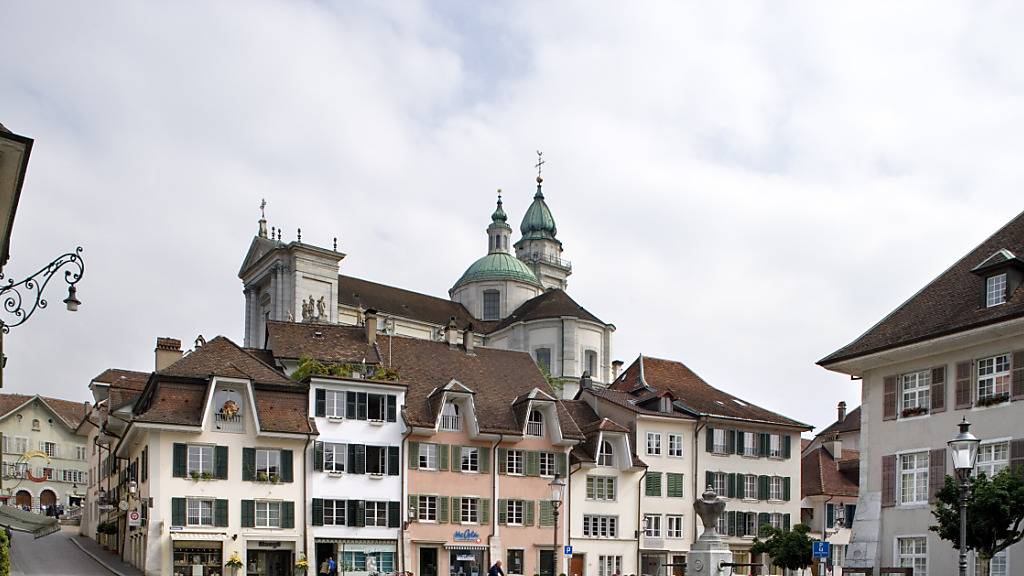 In Solothurn leben inzwischen fast 2'000 Personen weniger als in Olten und Grenchen, den anderen Städten des Kantons.