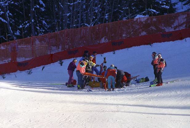 Wieder schwerer Sturz eines Österreichers - Ski - Sport ...