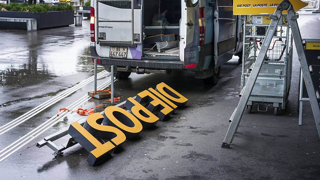 Die Post arbeitet weiterhin am Abbau ihres Filialnetzes. (Archivbild)