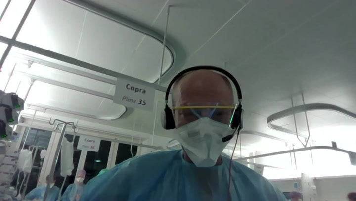 Martin Balmer, Head of Intensive Care Nursing at Aarau Cantonal Hospital, was connected live from the intensive care unit.