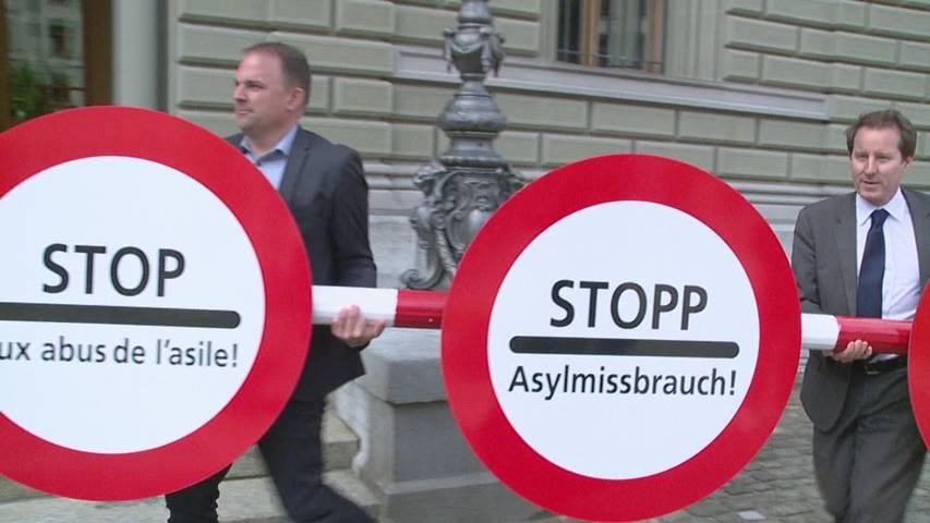 Grenzschutz-Initiative: SVP startet Unterschriftensammlung - SP tobt!