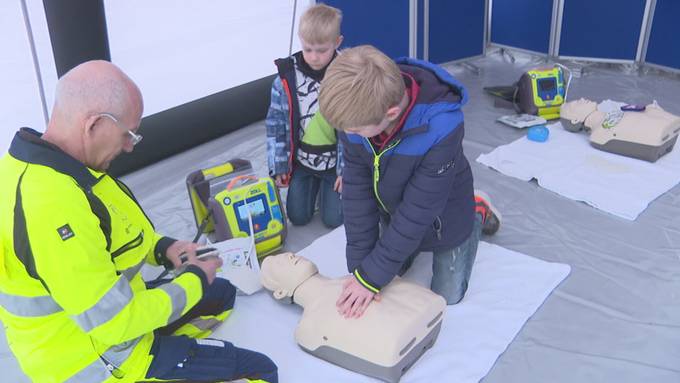 Aktionstag «144»: Organisatoren wollen Notfallnummer-Bewusstsein stärken