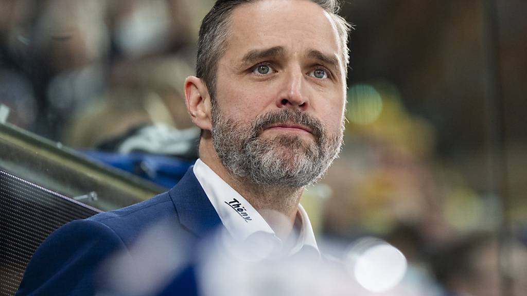 Ist der Job von Trainer Josh Holden in Davos nach sechs Niederlagen hintereinander noch sicher?