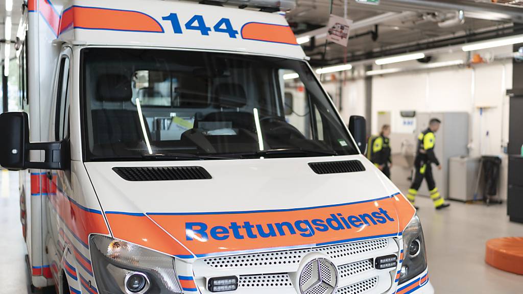 Töfffahrerin bei Unfall auf Kreuzung in Gossau ZH schwer verletzt