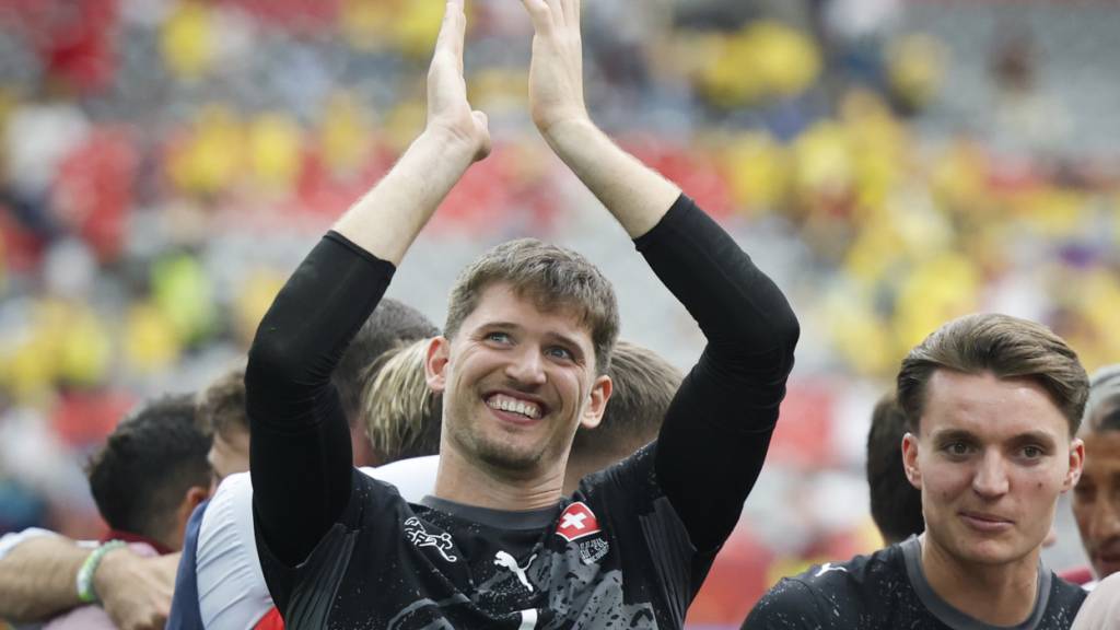 Gregor Kobel ist im Penaltyschiessen einer der Helden für die Schweiz