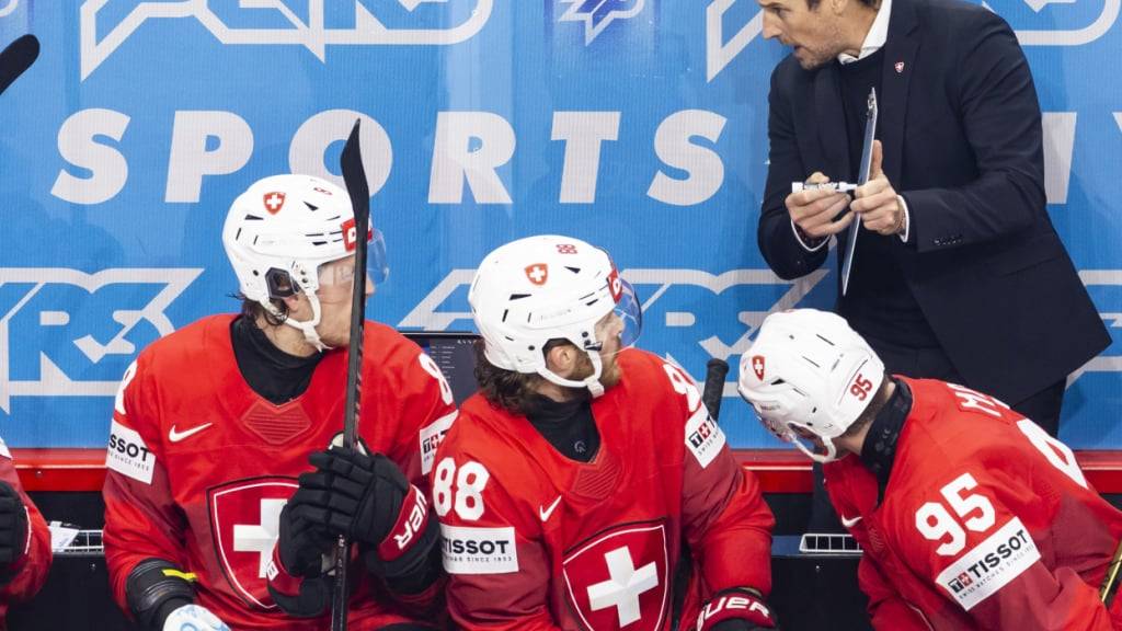Patrick Fischer gibt Anweisungen: Er weiss nun mehr über die WM-Gruppengegner 2026