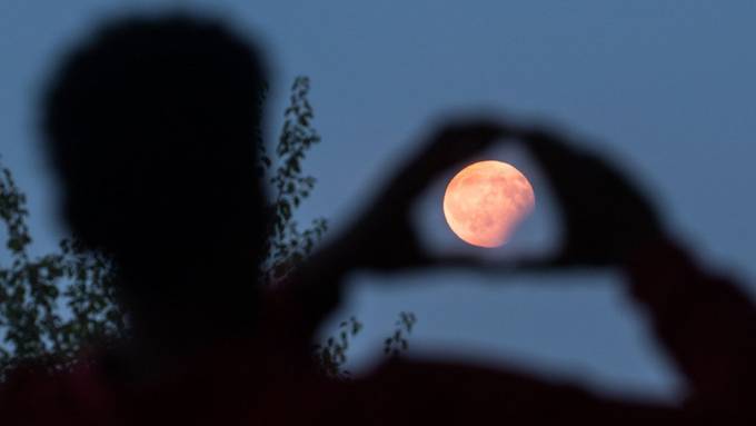 So knipst du das perfekte Blutmond-Foto