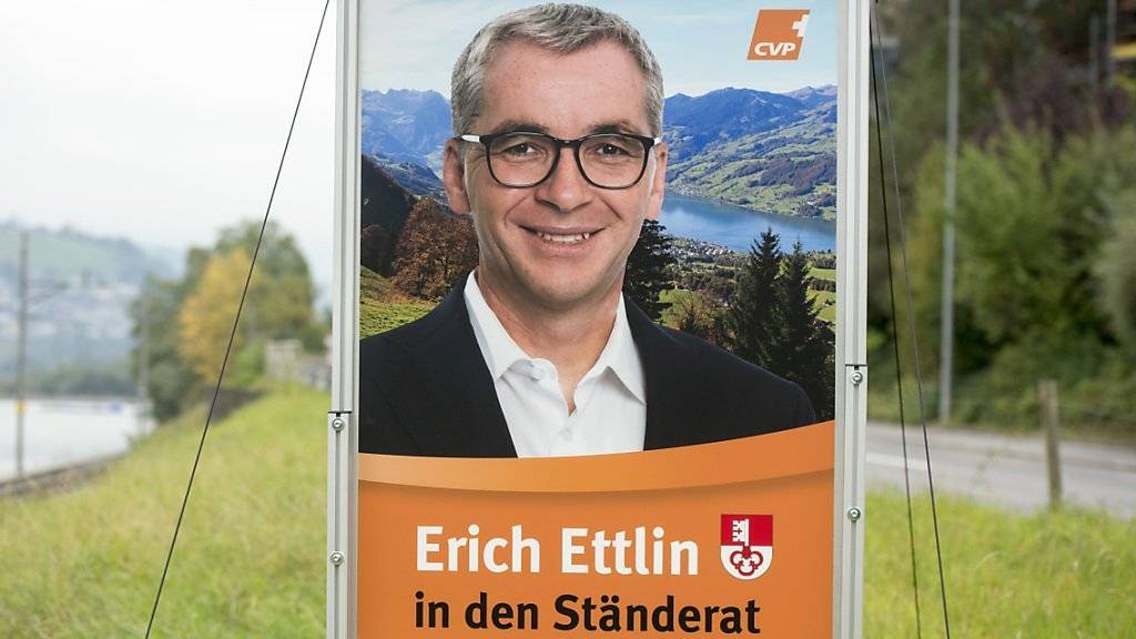 Erfolgreicher Wahlkampf für Erich Ettlin von der CVP. Der Finanzexperte aus Kerns hat den vakanten Ständeratssitz der FDP im zweiten Wahlgang erobern können.