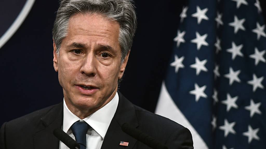 ARCHIV - Antony Blinken, Außenminister der USA, spricht während einer Pressekonferenz im Präsidentenpalast Casa Rosada. Foto: Fernando Gens/dpa