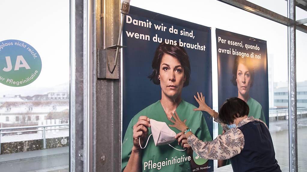 Im November 2021 haben die Schweizer Stimmberechtigten die Pflegeinitiative mit einem Ja-Anteil von 61 Prozent angenommen.  (Archivbild)