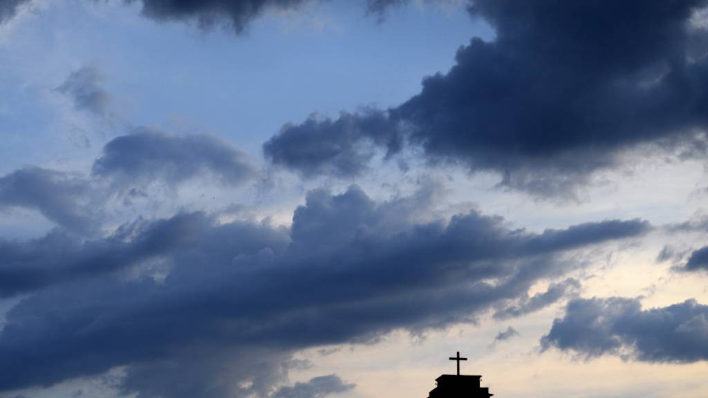 Anzeigepflicht von Straftaten in Kirche bald im Tessiner Parlament