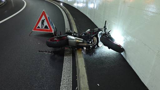 Töfffahrer verletzt sich bei Selbstunfall in St. Gallen schwer