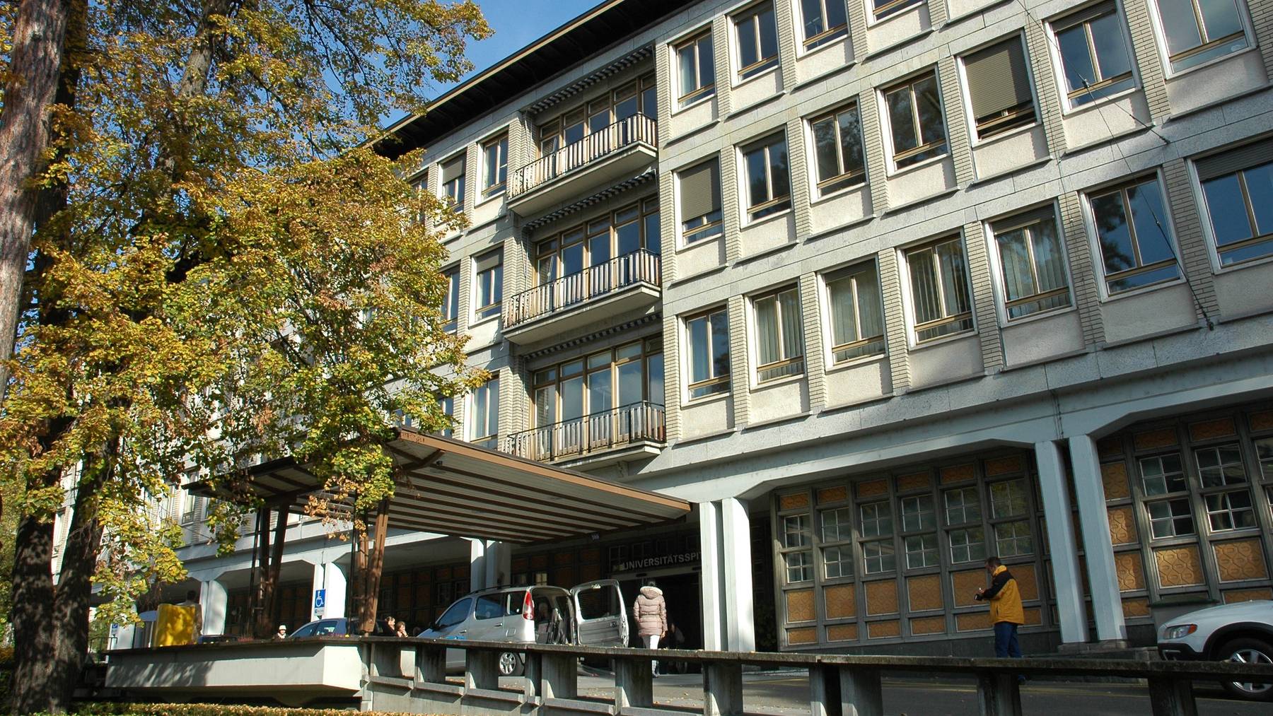 Gemäss einem unabhängigen Prüfbericht ist es in der Herzklinik am Universitätsspital Zürich zu verschiedenen Mängeln gekommen.