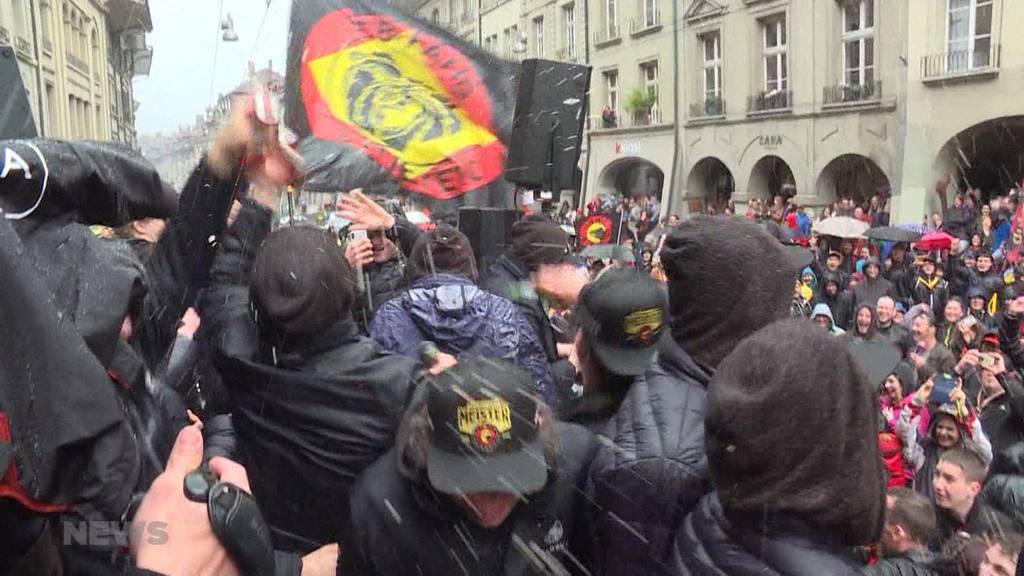 Tausende Fans feiern den SCB-Meistertitel