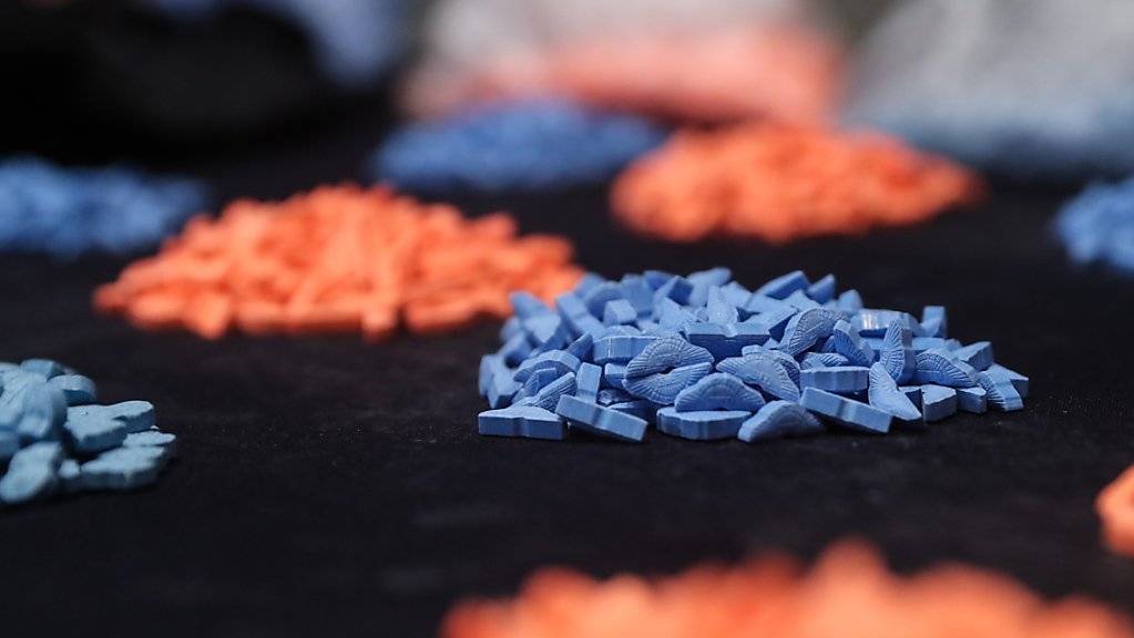 Auch die chemische Partydroge MDMA ist bei einer Besucherin gefunden worden: An einem Festival in Sydney ist ein 19-Jähriger vermutlich an einer Überdosis Drogen gestorben. (Symbolbild)