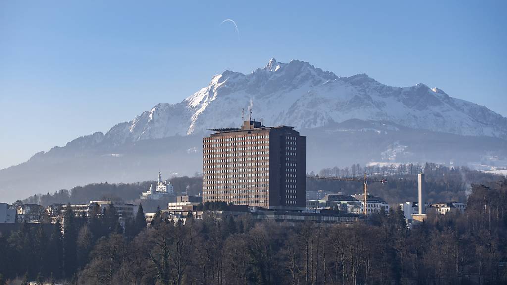 Das Luzerner Kantonsspital kopiert die Museen und bietet eine Impfnacht an. (Archivaufnahme)