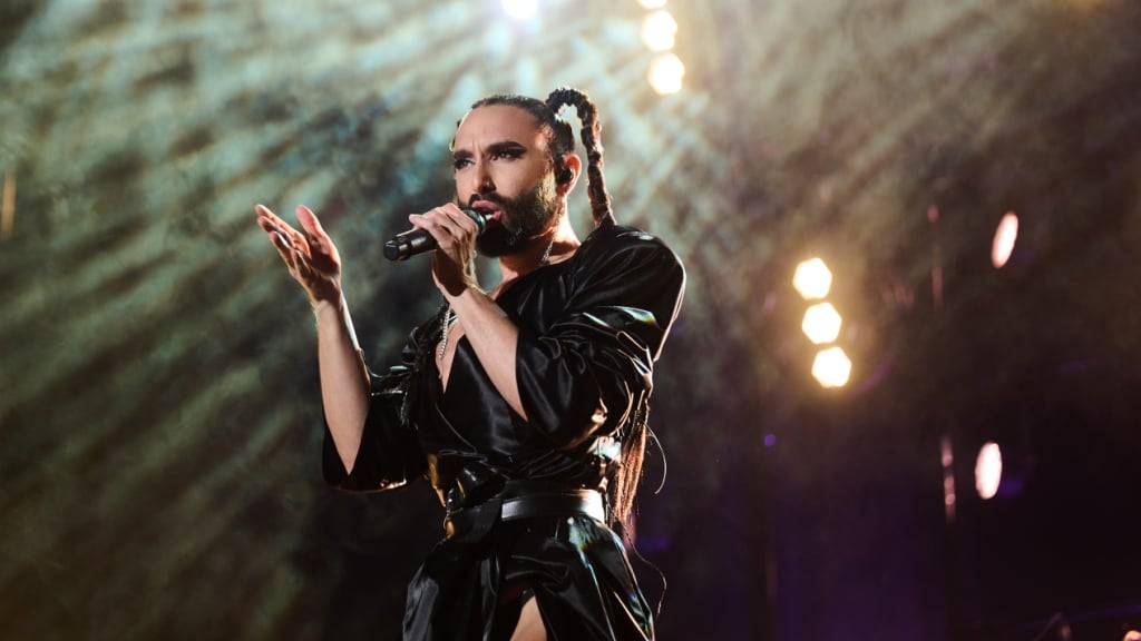 ESC-Stars wie Conchita Wurst werden im Begleitprogramm in Basel auftreten. (Archivbild)