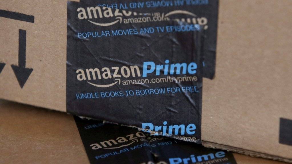 Der Online-Händler Amazon verdient sein Geld längst mit Sparten ausserhalb des Versandgeschäfts - so zum Beispiel mit Speicher-Diensten. (Archivbild)