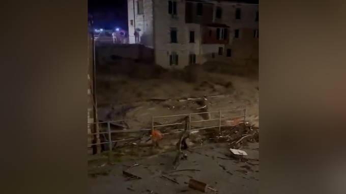 Mindestens sechs Tote bei schweren Überschwemmungen in Italien