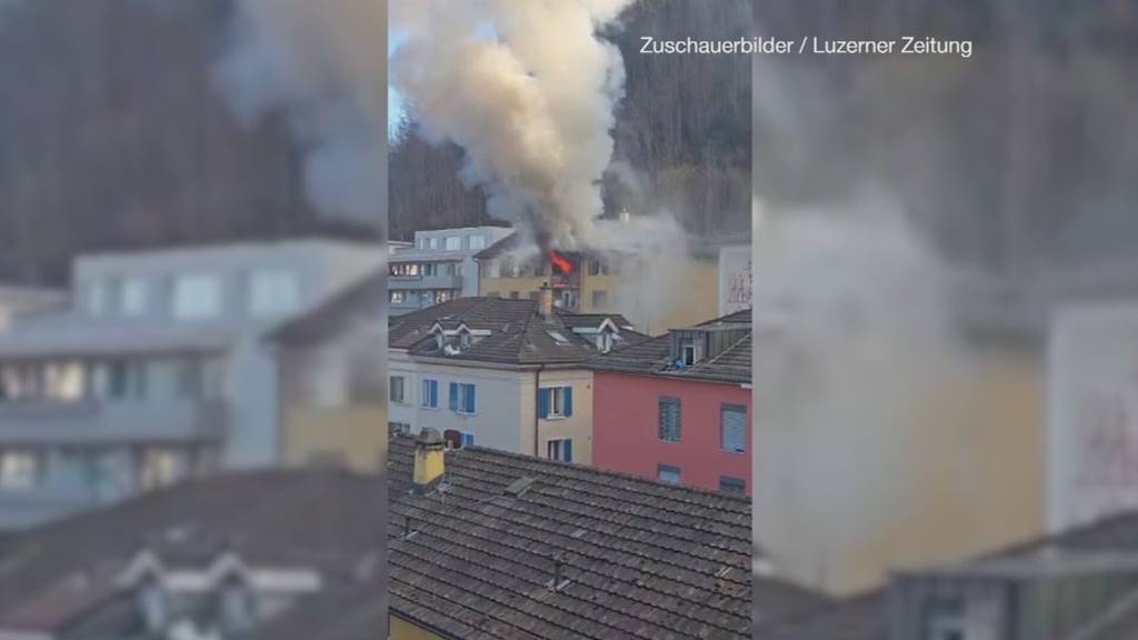 Feuerwehr bei Wohnhausbrand an der Baselstrasse gefordert