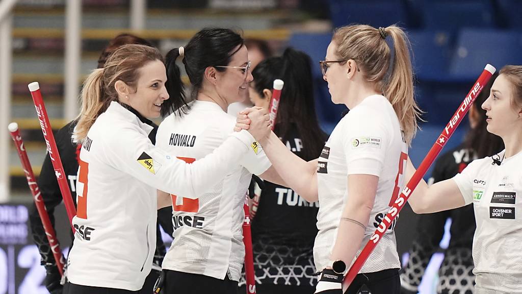 Die Schweizer Curling-Frauen sind weiter unaufhaltsam