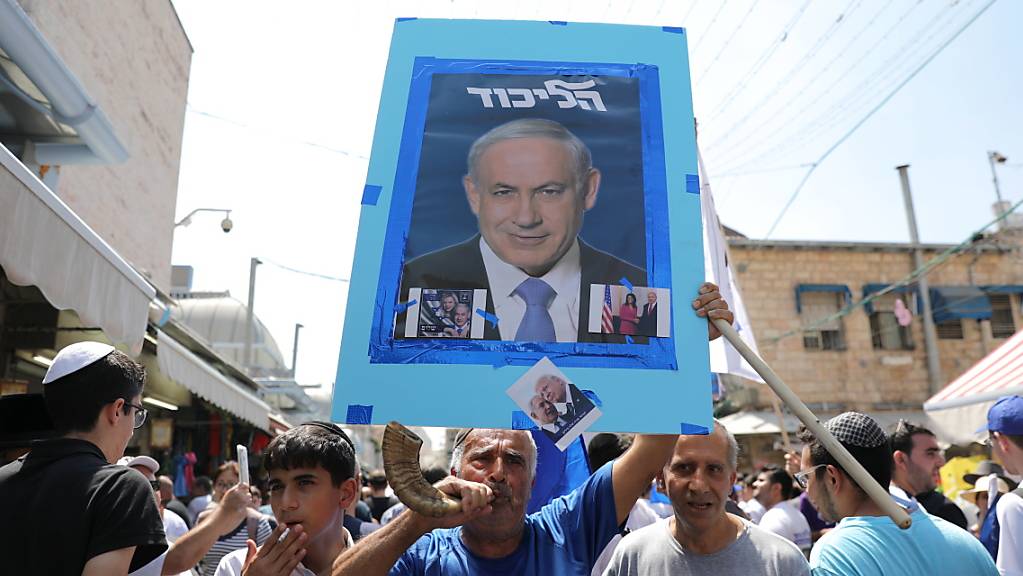 Parlamentswahl in Israel: Es wird am Dienstag ein Kopf-an-Kopf-Rennen zwischen der Likud-Partei des Ministerpräsidenten Benjamin Netanjahu (Bild) und dem Ex-Militärchef Benny Gantz vom Mitte-Bündnis Blau-Weiss erwartet.