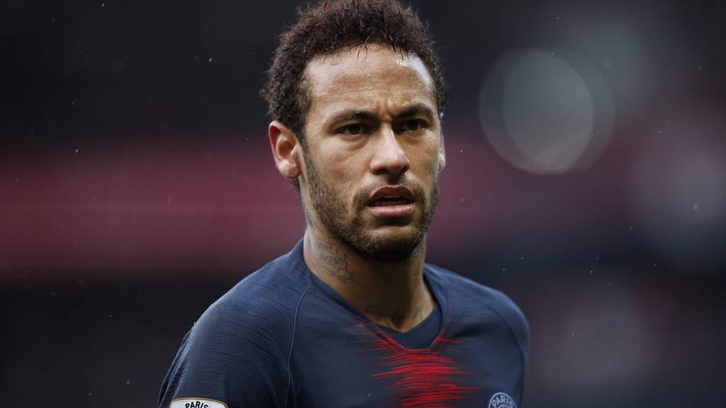 Fussballstar Neymar wurde wegen Vergewaltigung angezeigt.