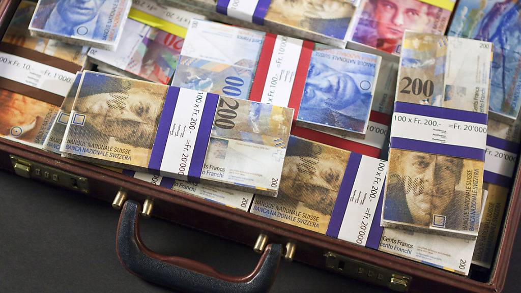 Im Kanton St Gallen sind durch die straflosen Selbstanzeigen seit 2010 zusammengezählt 3,2 Milliarden Franken an Schwarzgeld entdeckt worden. Seit einigen Jahren nimmt die Zahl der Anzeigen ab. (Symbolbild)