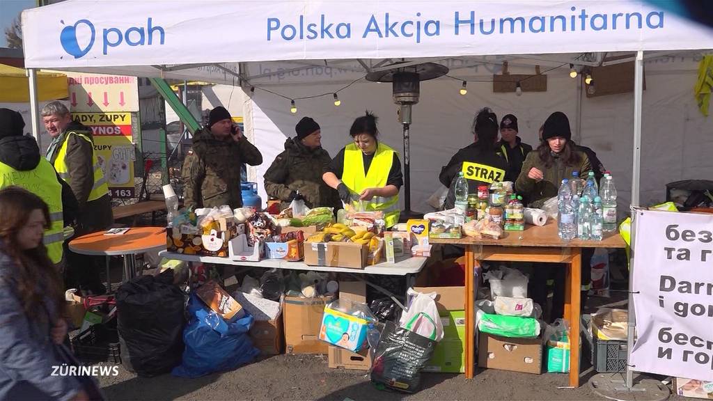 Flüchtlingsstrom an der polnisch-ukrainischen Grenze