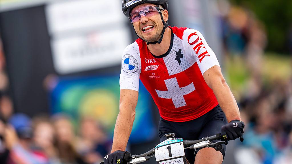Nino Schurter wird in Andorra Zweiter