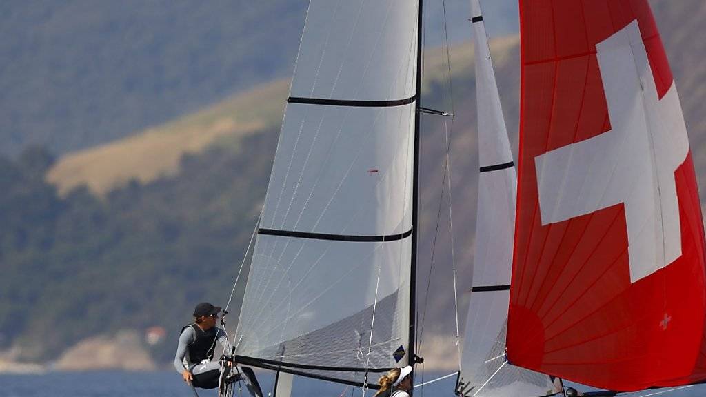 Matias Bühler und Nathalie Brugger werden vom Schweizer Segel-Team die besten Chancen auf einen Spitzenplatz eingeräumt