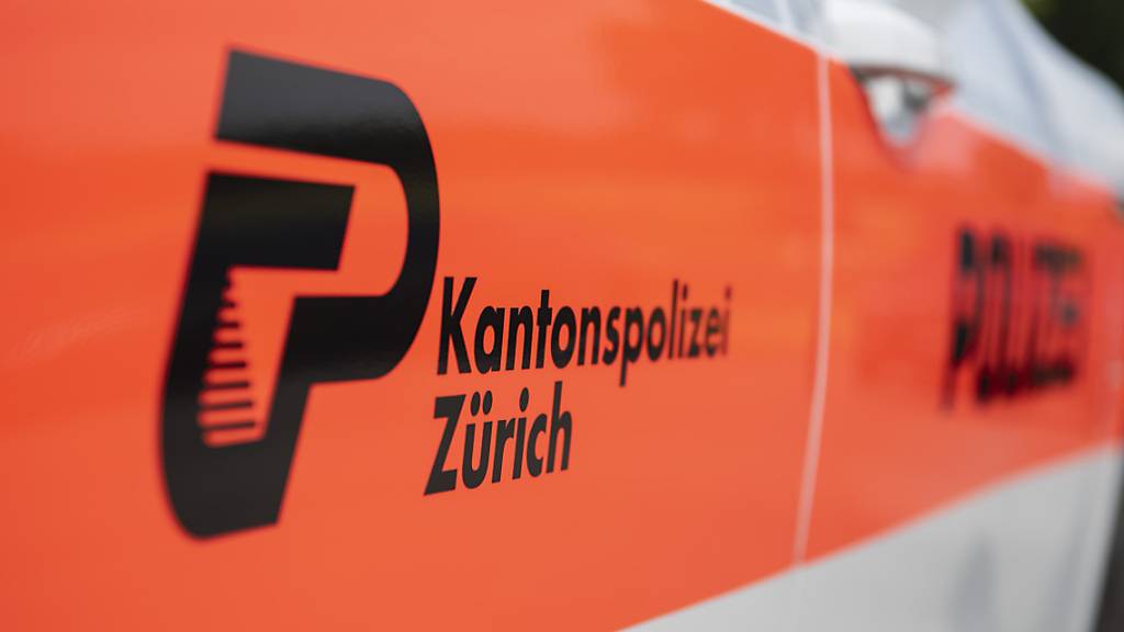 Eine E-Bike-Fahrerin ist am Montagnachmittag in Hombrechtikon bei einer Kollision mit einem Auto schwer verletzt worden. (Archivbild)