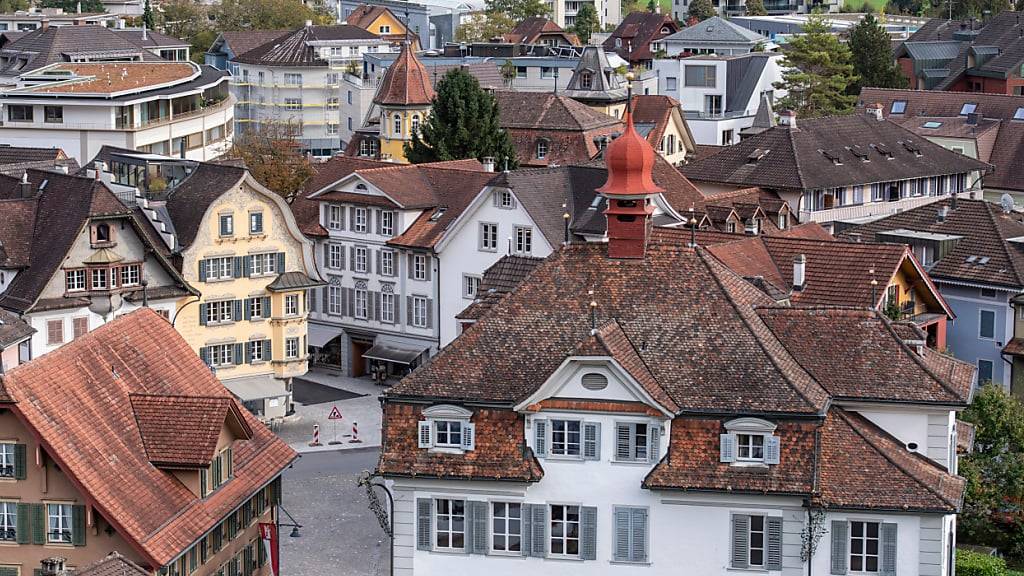 An seiner September-Session im Rathaus Sarnen diskutiert der Obwaldner Kantonsrat über Änderungen im Finanzausgleichsgesetz. (Archivbild)