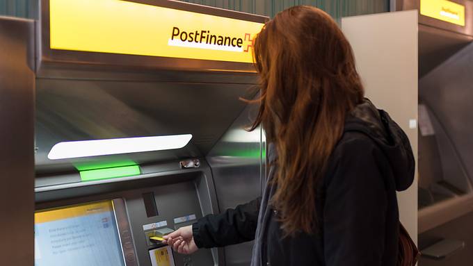Post will mit einheitlichem Geldautomatennetz das Bargeld retten