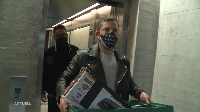 Bligg und Sway helfen beim Argovia-Umzug