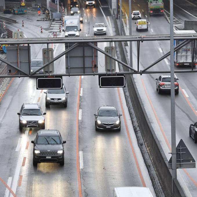 Megastau auf der Stadtautobahn St.Gallen – zehn Autos kollidiert