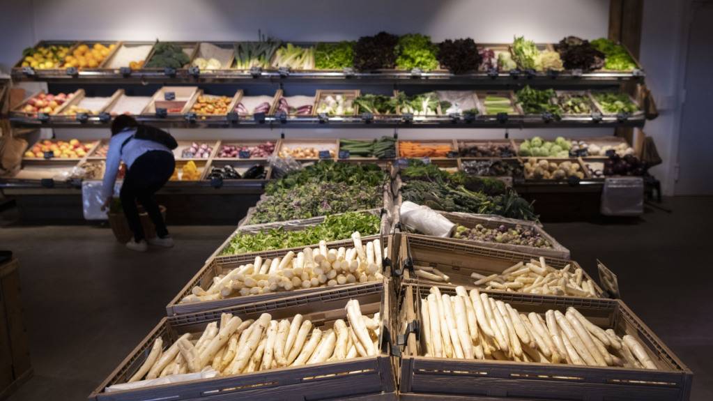 Das Luzerner Kantonsparlament beschäftigt sich seit Längerem mit den Ladenöffnungszeiten in Hofläden und Selbstbedienungsgeschäften. (Symbolbild)